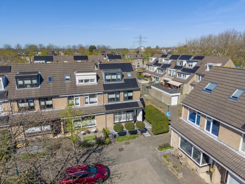 Oegstgeest – Hella Haasseplantsoen 15