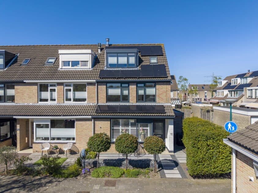 Oegstgeest – Hella Haasseplantsoen 15