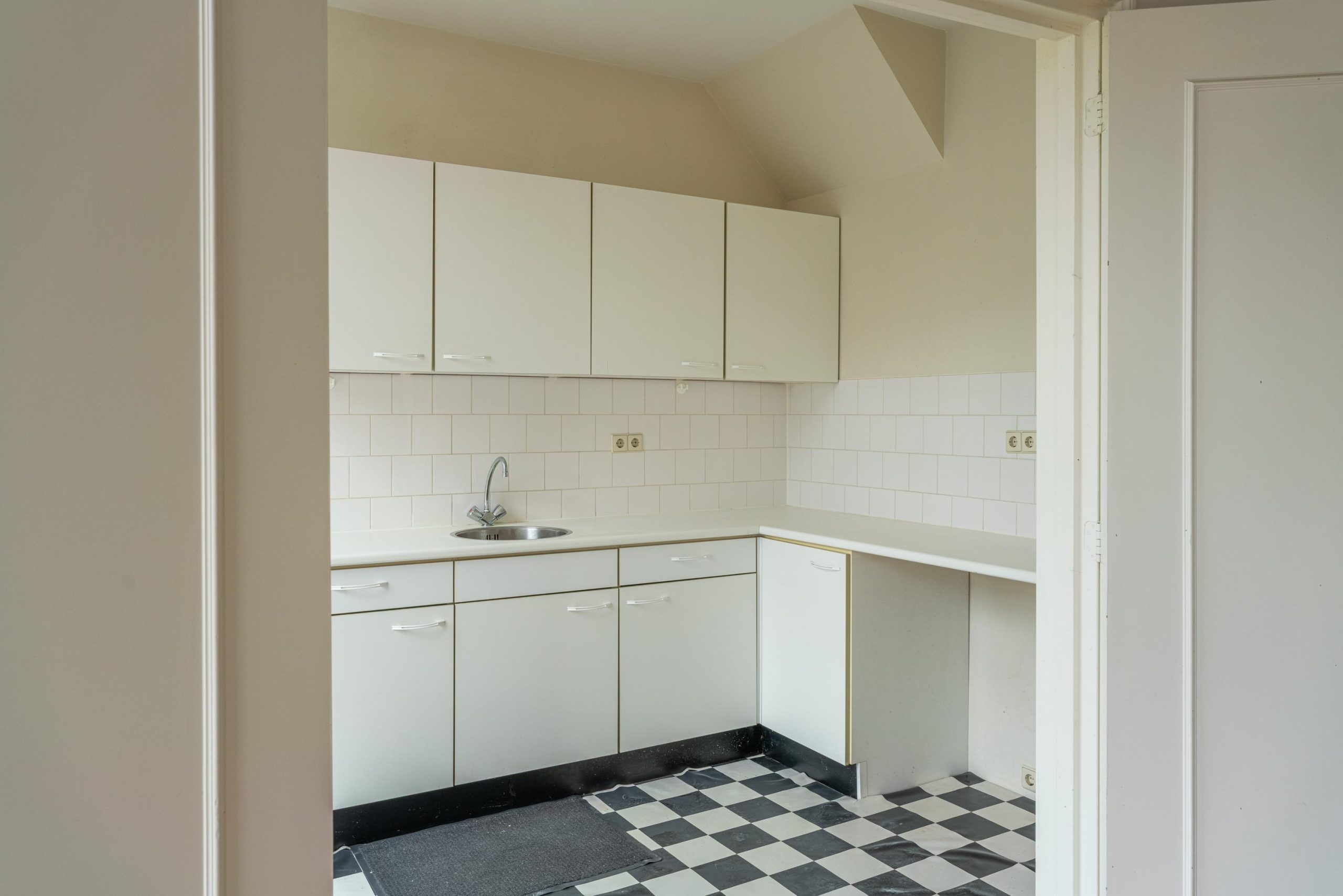 Leiden – Apothekersdijk 30 Leiden – Apothekersdijk 30