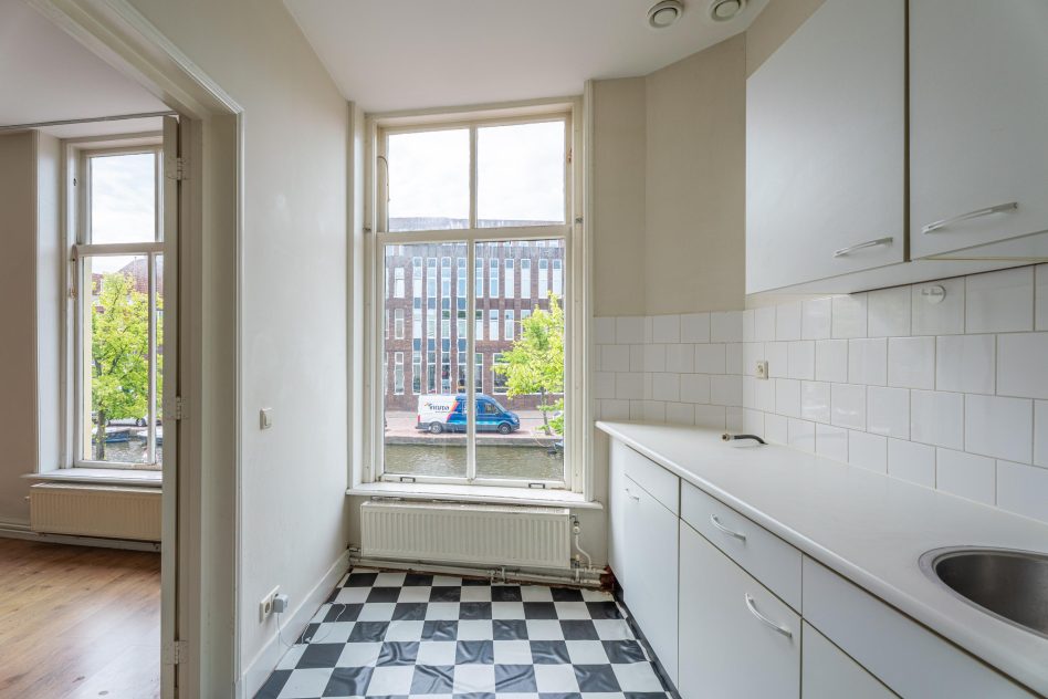 Leiden – Apothekersdijk 30