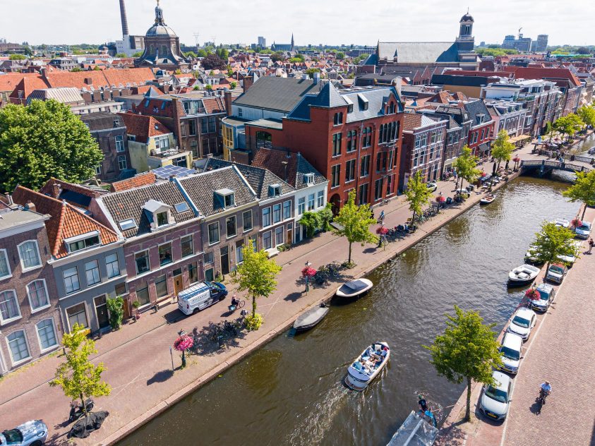 Leiden – Apothekersdijk 30