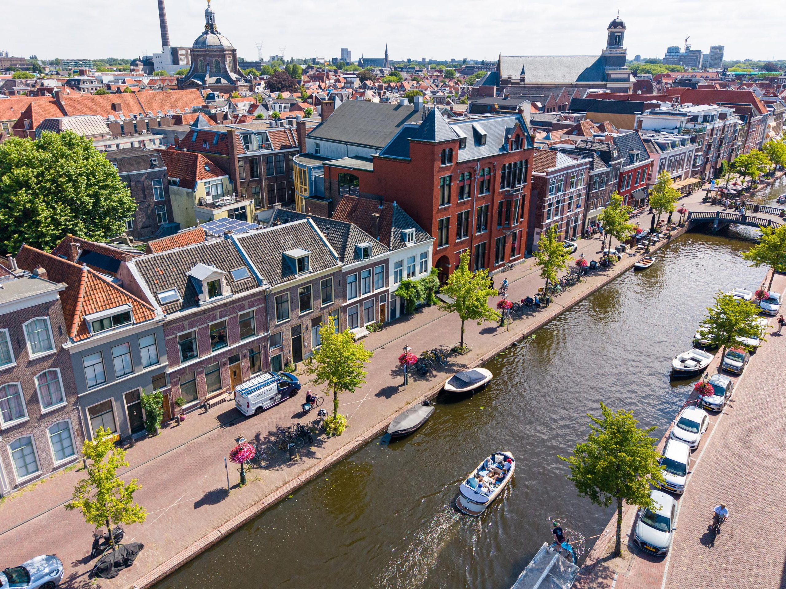 Leiden – Apothekersdijk 30 Leiden – Apothekersdijk 30