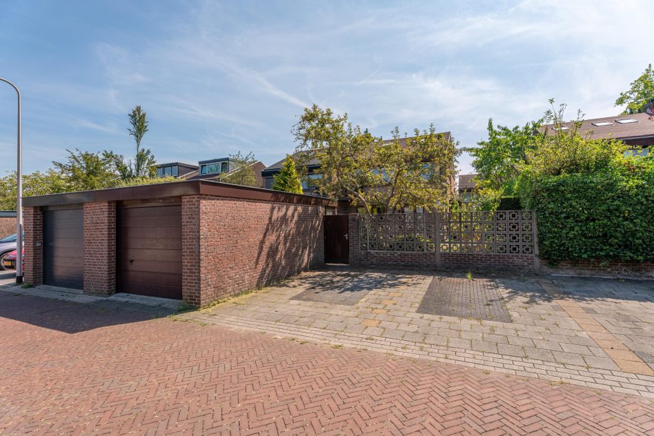 Rijnsburg – Meidoornlaan 12