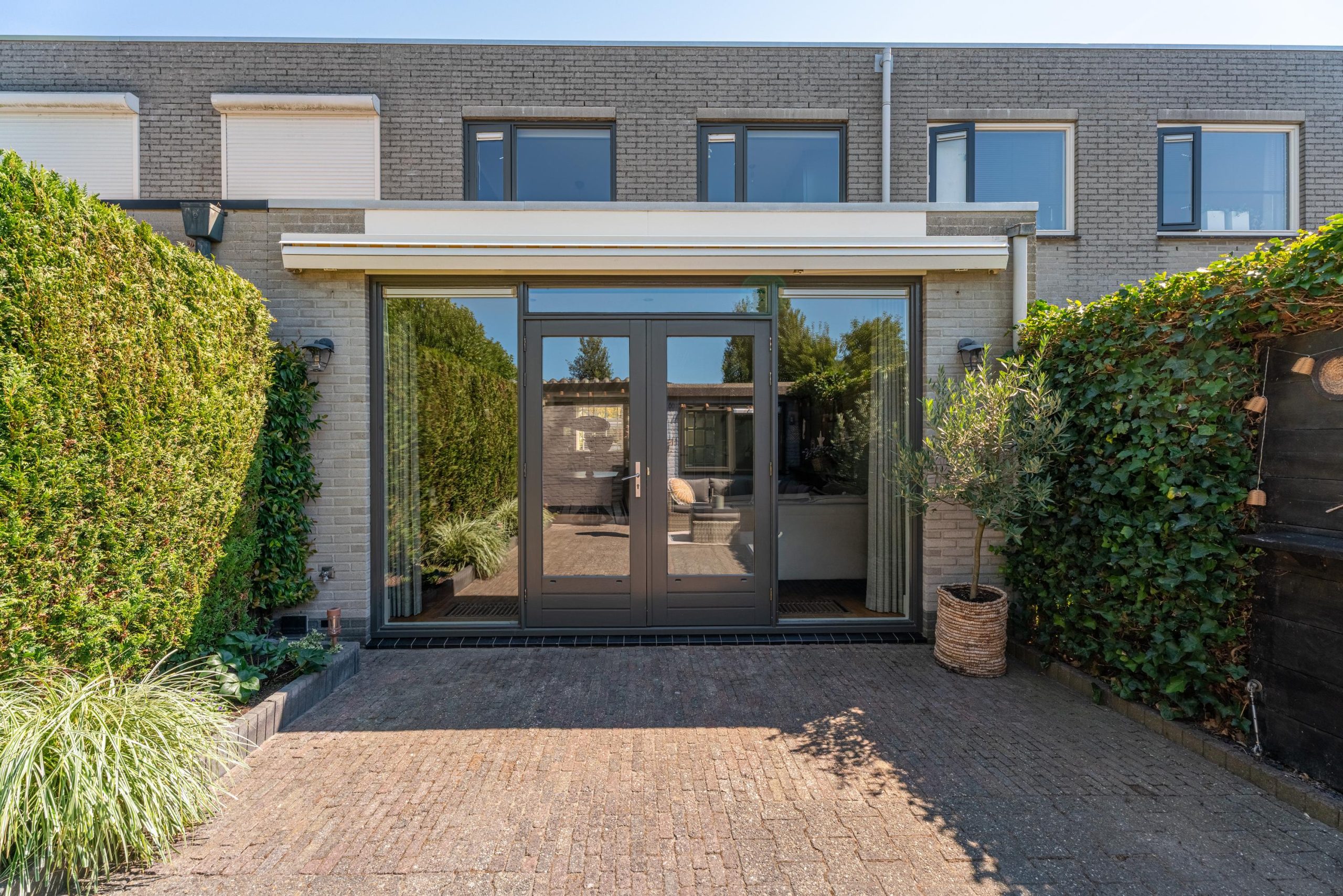 Noordwijkerhout – Pioen 15 Noordwijkerhout – Pioen 15