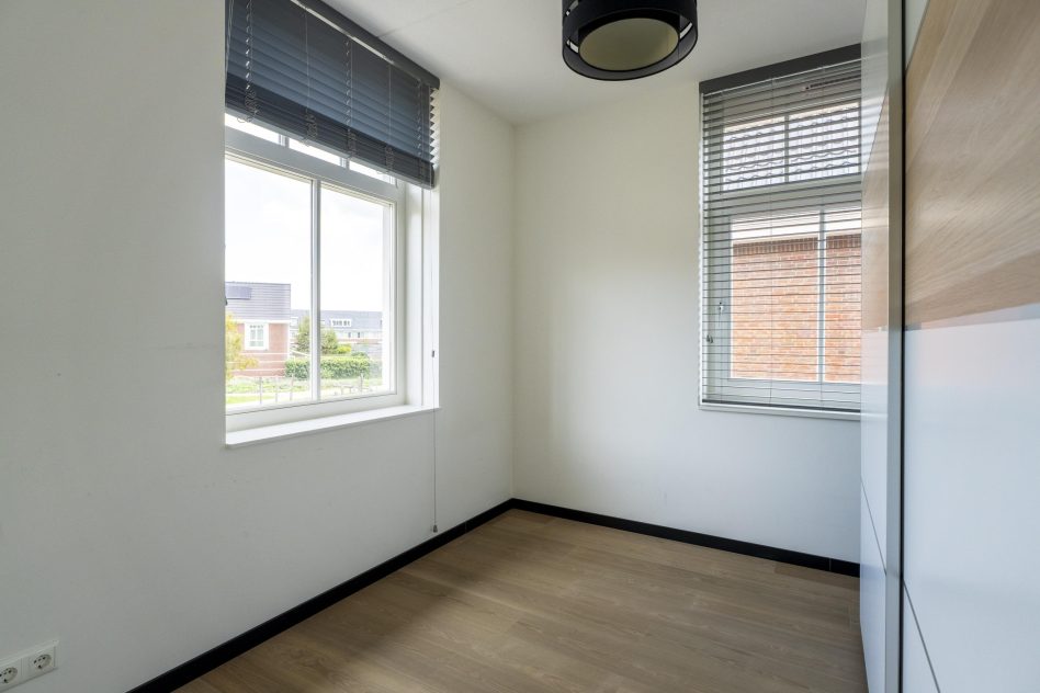 Voorhout – Pioenroos 1