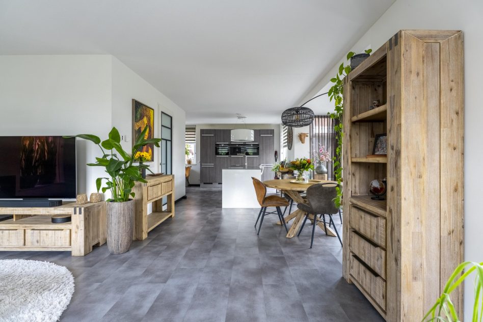 Voorhout – Pioenroos 1