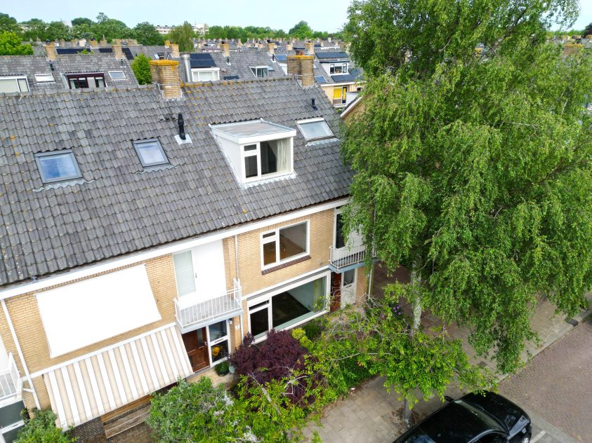 Oegstgeest – Pieter de Hoochlaan 7