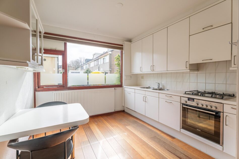 Leiden – Weigeliadal 1