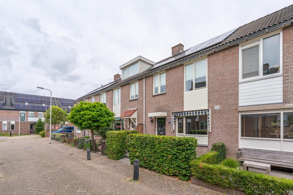 Voorhout – Meidoornrode 85